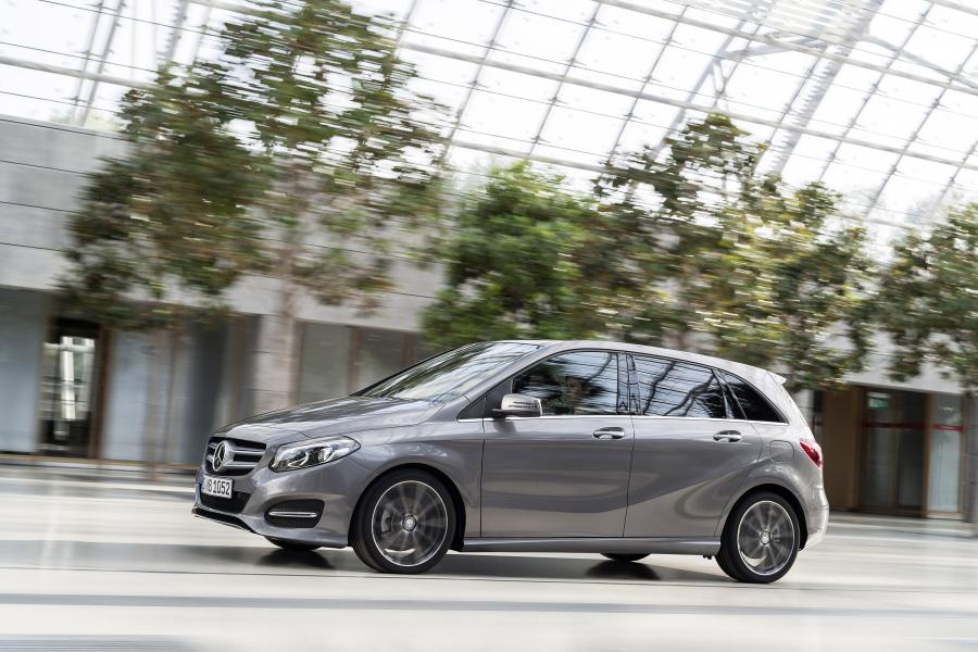  Mercedes-Benz B220 CDI 4Matic Urban Line 2014 года  (фото 2 из 16)